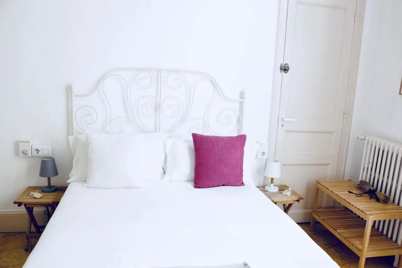 バルセロナ ラ カーサ グラン B＆B Bed & Breakfast
